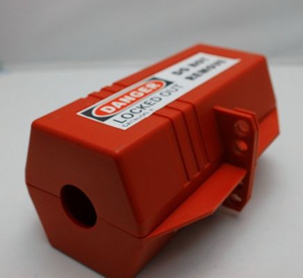 56g Rugged Polypropylene  Elecctrical Peneumatic Circuit Breaker Lockout For 110V plug supplier